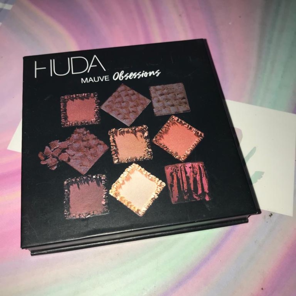 Huda Beauty Palette
